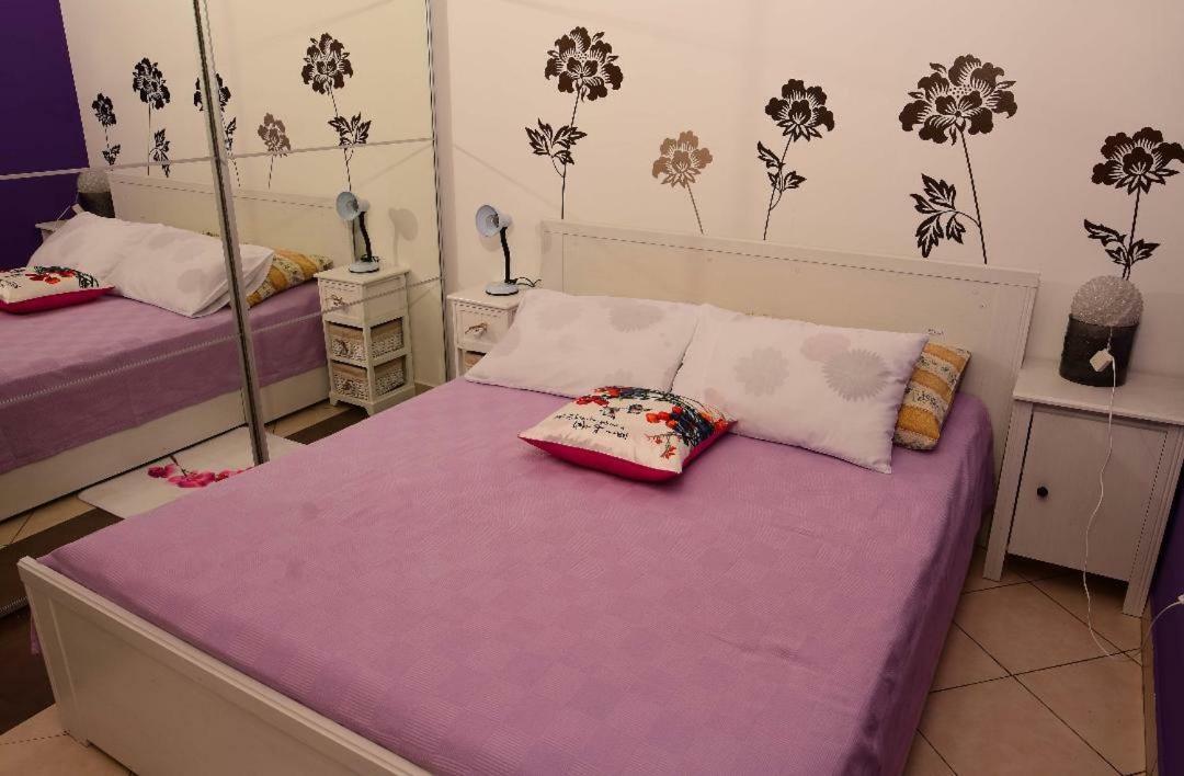 Studio Tami I Barbi Apartamento Opatija Exterior foto